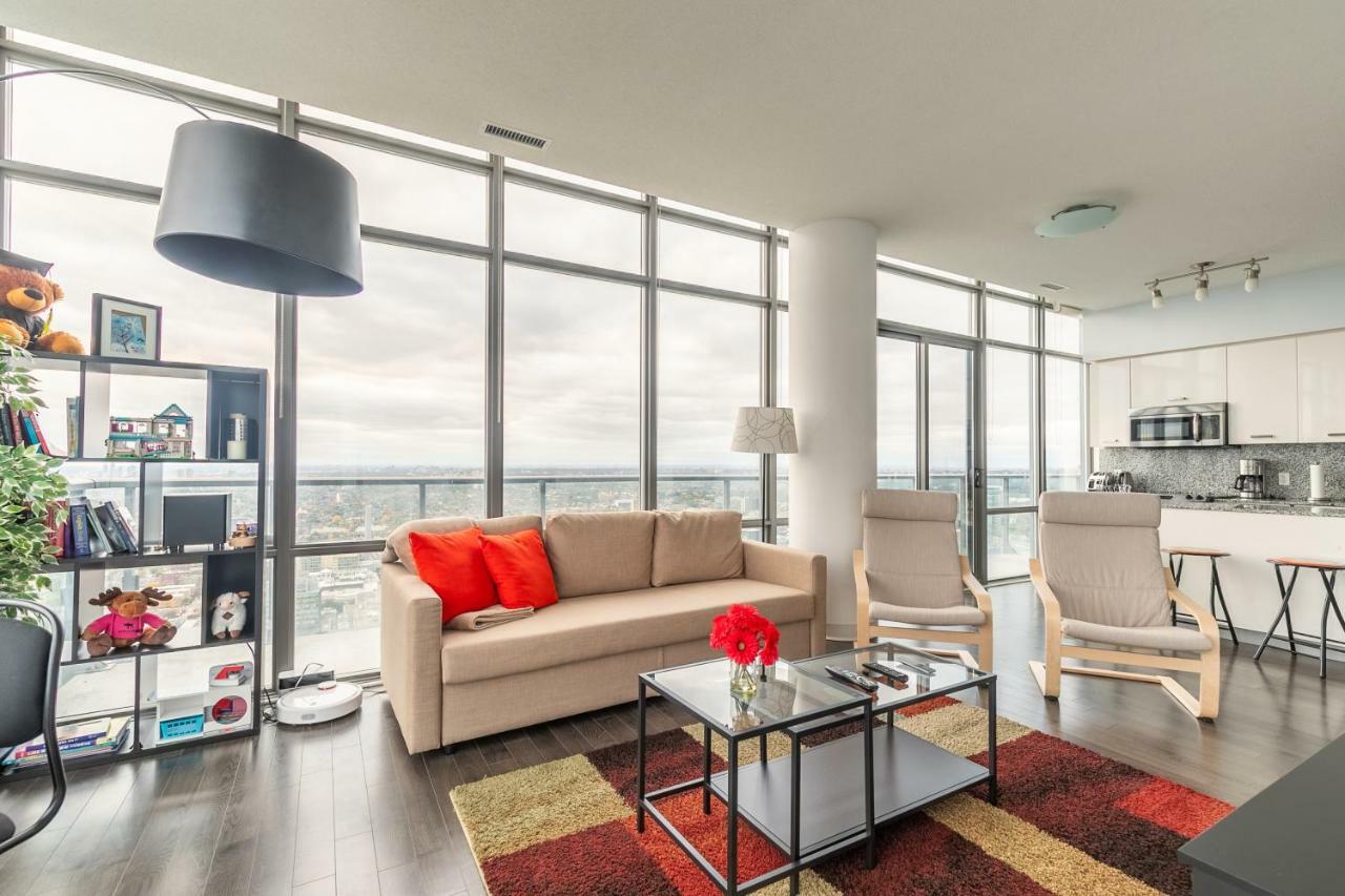 Unbelievable Penthouse View With 3 Bedrooms 토론토 외부 사진