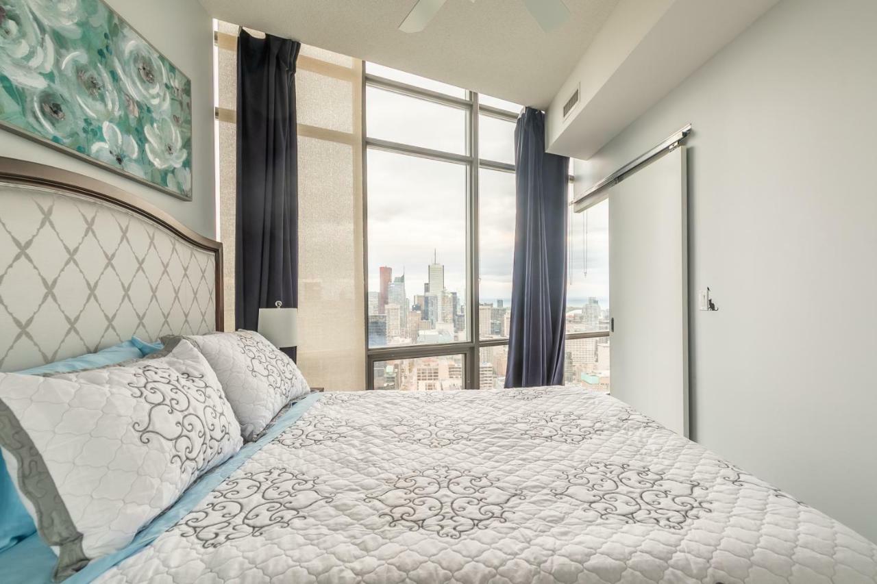 Unbelievable Penthouse View With 3 Bedrooms 토론토 외부 사진